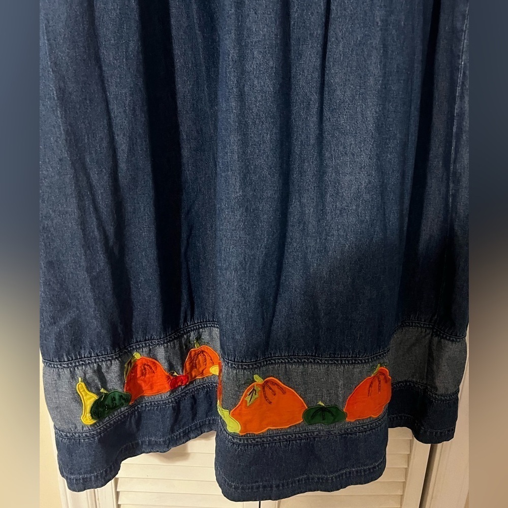 Vintage 1980s Fall Quacker Factory Embroidered Denim Relaxed Dress - Picture 3 of 10